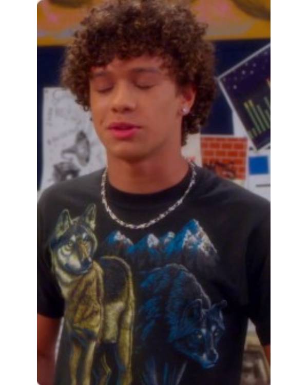 Electric Bloom S01 Lucas Jasper Wolf Top